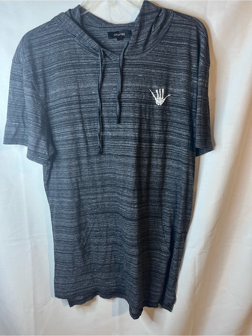Ring of Fire Men's Black & Gray Striped Short-Sleeve Hooded Shirt